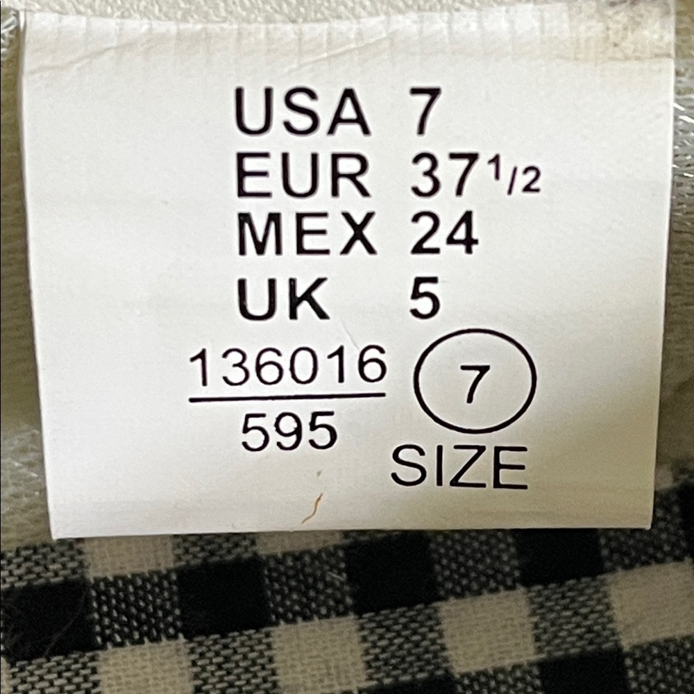Black & White Saddle Oxford - Picture 3 of 8